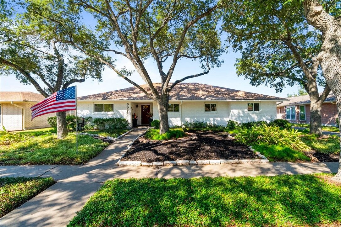 Property Photo: 6622 Sahara Drive TX 78412