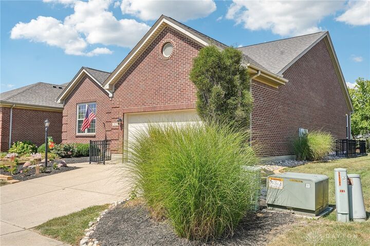 Property Photo: 3871 Heritage Pointe Boulevard OH 45040
