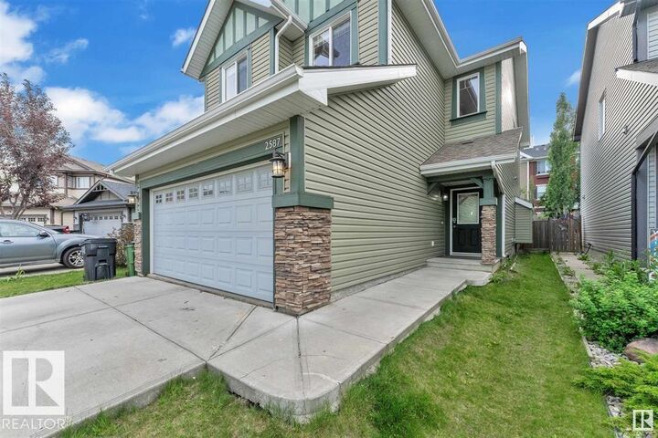 Property Photo:  2587 Cole Crescent SW  AB T6W 2A3 