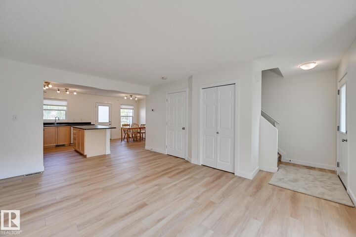 Property Photo:  6032 38 Avenue NW 38  AB T6L 0A4 