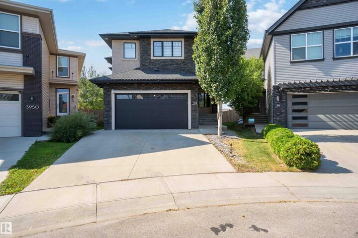 Property Photo:  3948 Claxton Loop SW  AB T6W 1Y7 