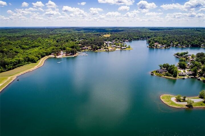 Property Photo:  1252 Heritage Drive  GA 30180 