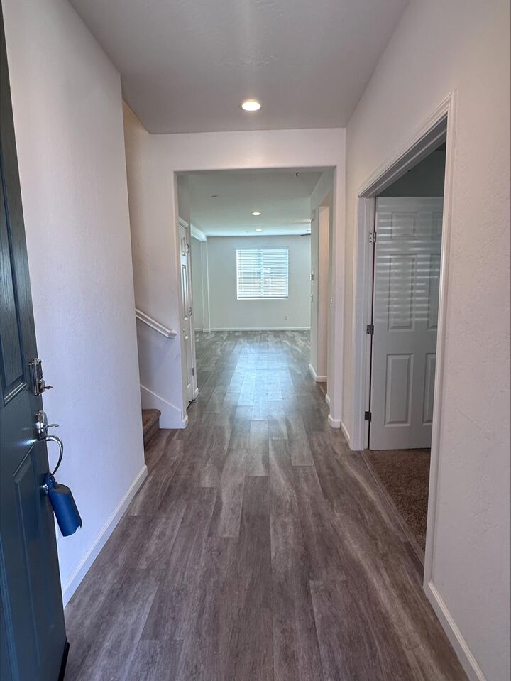 Property Photo:  6647 E Vassar Avenue  CA 93727