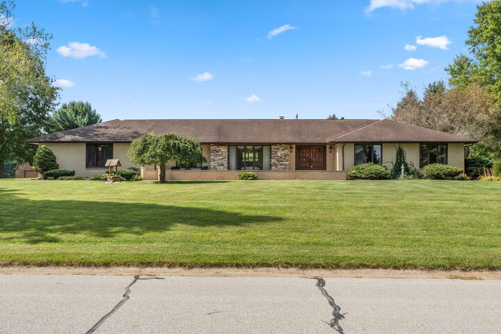 Property Photo:  452 Southfield Lane  IN 46385 
