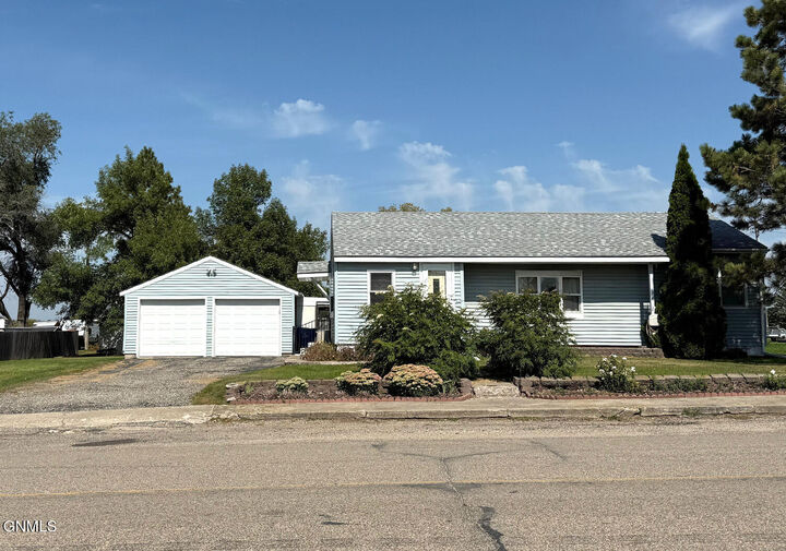 217 4th Avenue  Montpelier ND 58472 photo