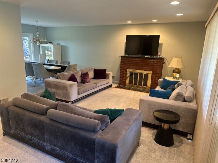 Property Photo: 18 Sleepy Hollow Dr NJ 07470