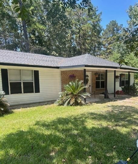 Property Photo:  17078 Oak Grove Lane  TX 77357 