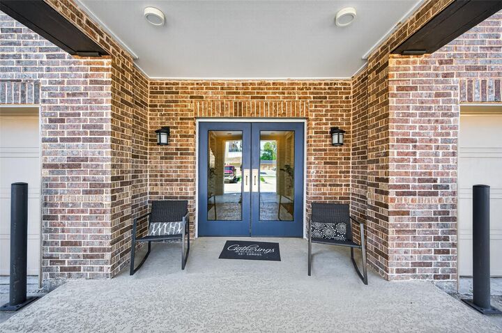 Property Photo:  6804 Westview Drive 1207  TX 77055 