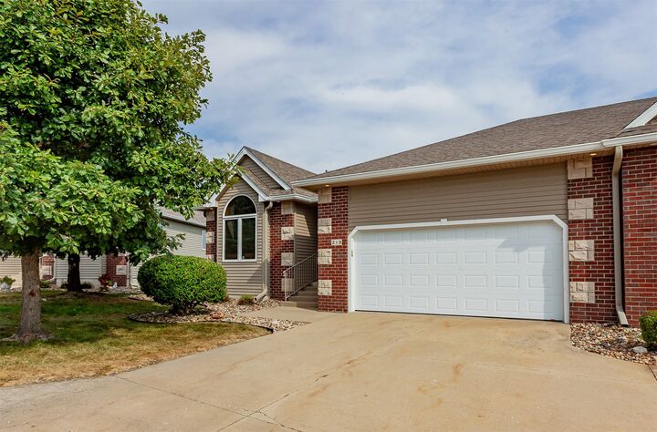 218 NE Eaglewood Drive  Ankeny IA 50021 photo