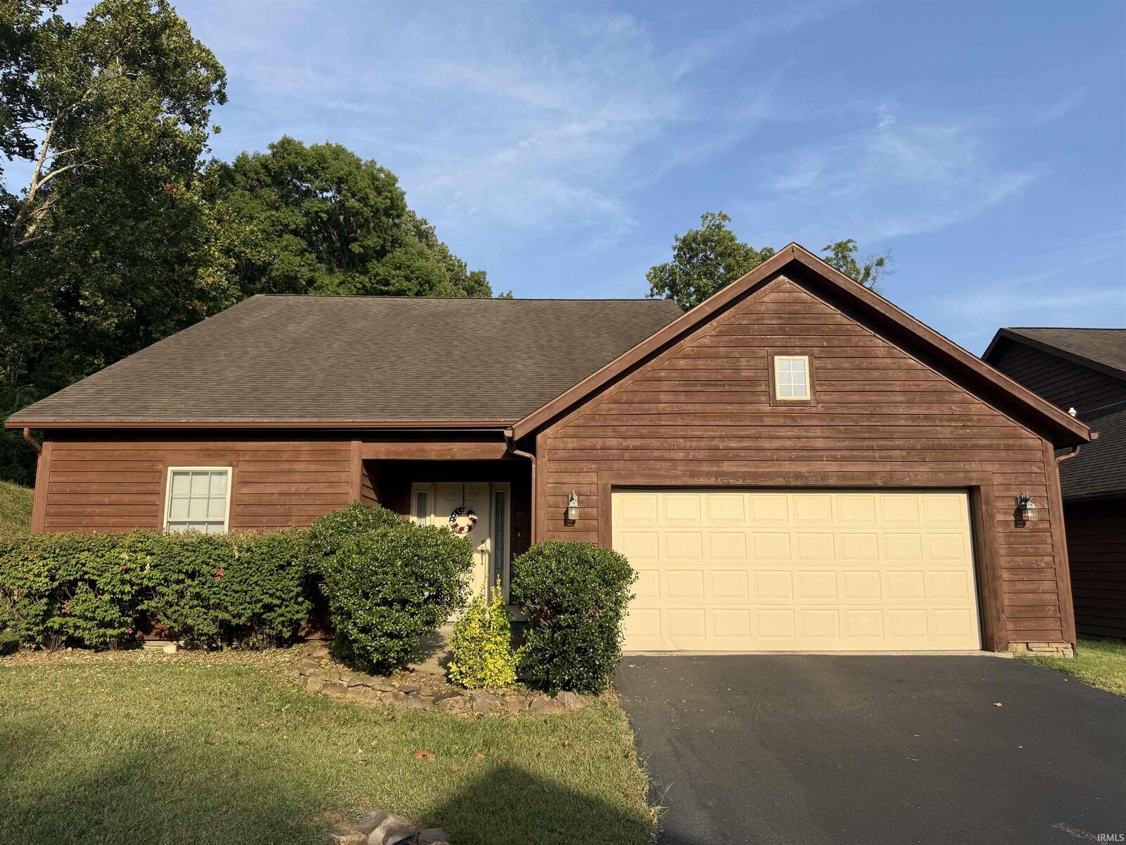 Property Photo: 5727 Forest Avenue IN 47712