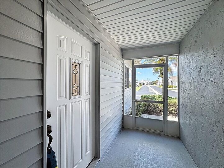 Property Photo:  677 Ironwood Circle 104  FL 34292 