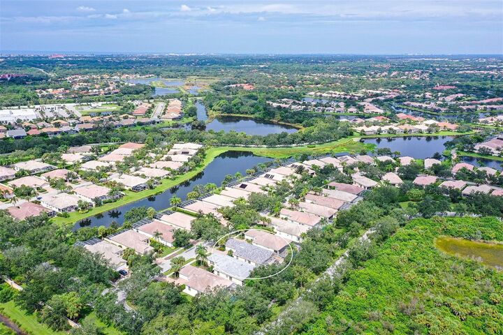 Property Photo: 5679 Ferrara Drive FL 34238