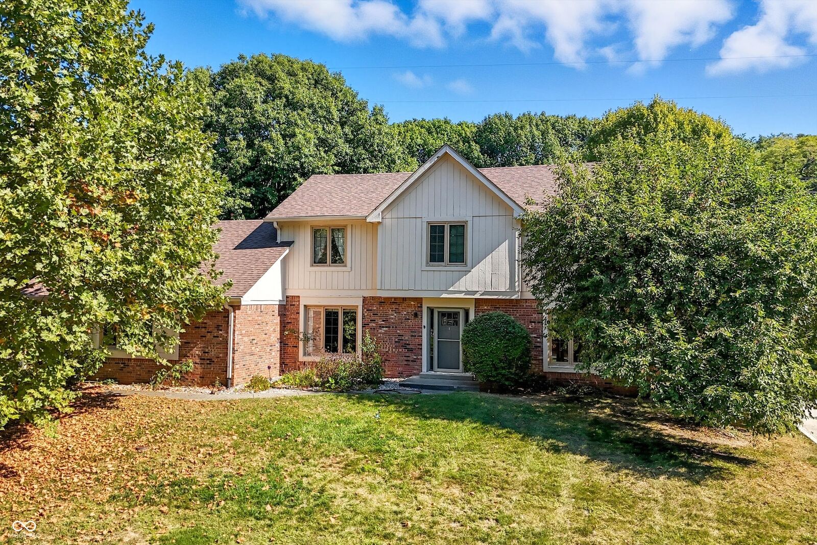 Property Photo:  735 Sugarbush Drive  IN 46077 