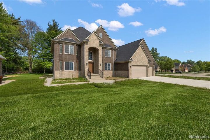 Property Photo:  56350 Willow Creek Boulevard  MI 48316 