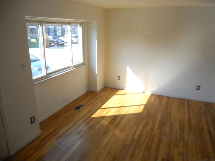 Property Photo:  27566 Concord Avenue  MI 48093 