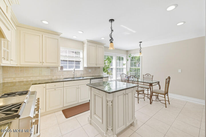 87 Fairway Boulevard  Monroe NJ 08831 photo