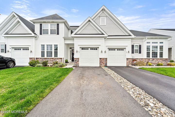 Property Photo:  23 Gulfstream Road  NJ 08533 