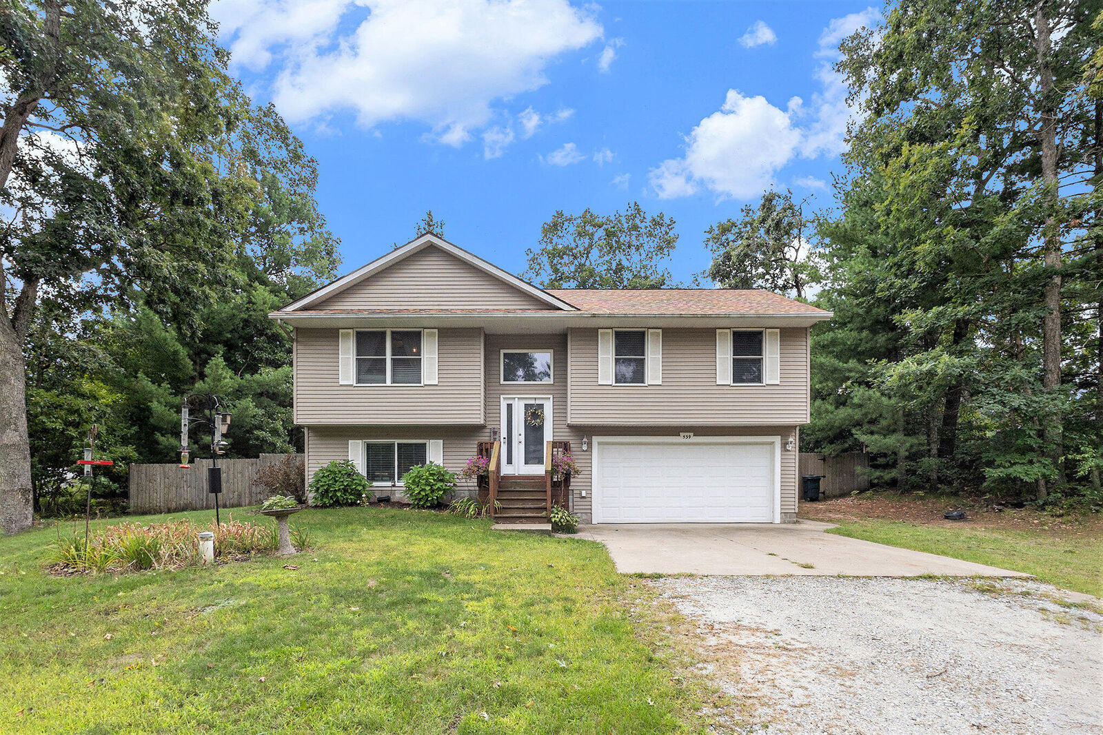 Property Photo: 539 Bristol Street MI 49457