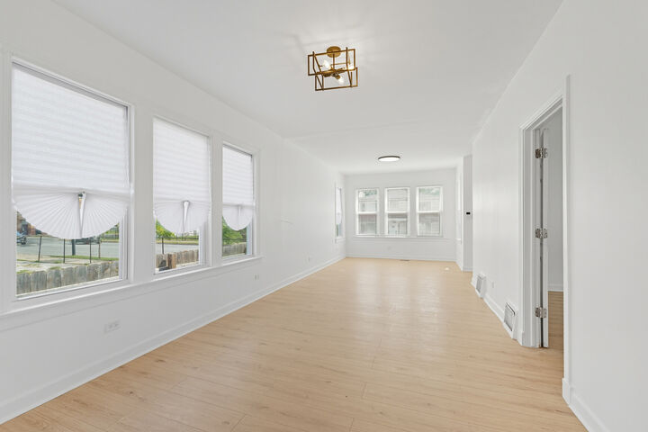Property Photo:  218 W 115th Street  IL 60628 