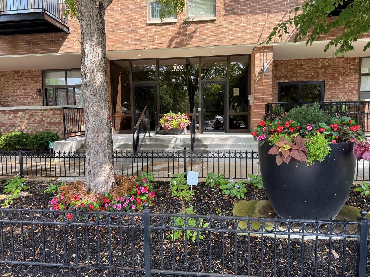 Property Photo:  1000 E 53rd Street 511  IL 60615