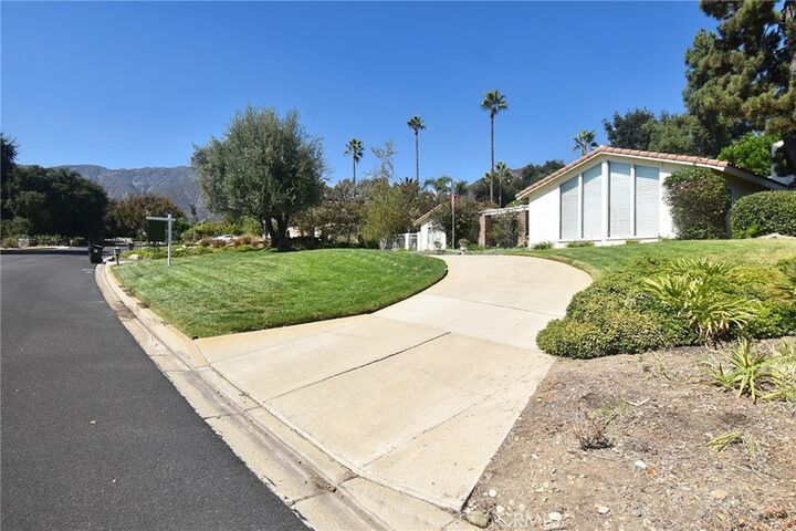 Property Photo:  2350 Sunset Curve  CA 91784 