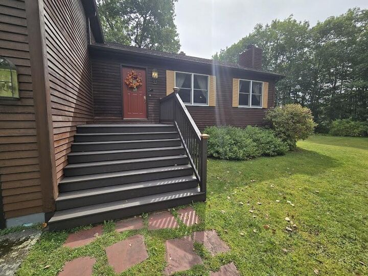 Property Photo:  33 Mountainview Drive  ME 04496 