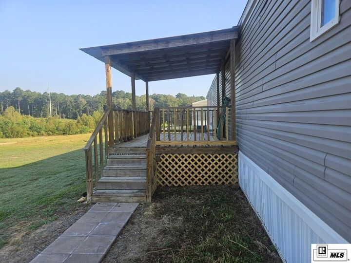 Property Photo: 1102 Howard Brown Road LA 71292