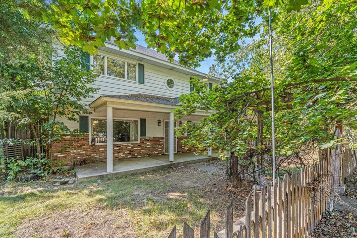 Property Photo:  506 SE Pope Ave  WA 99185 