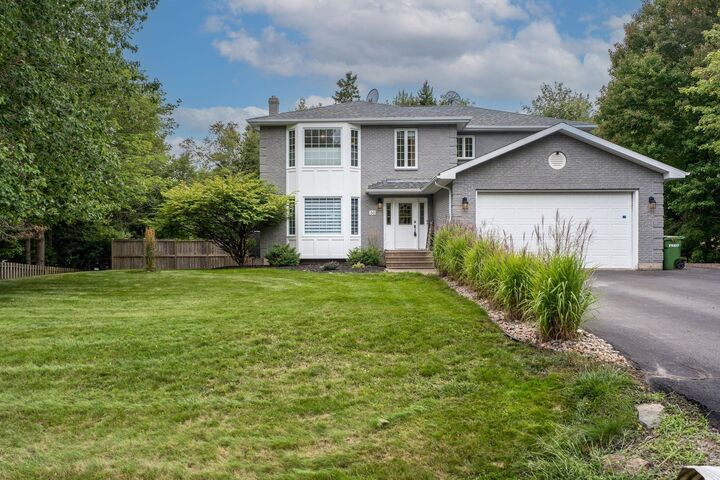 Property Photo:  36 Saxonhurst Drive  NS B6L 4G6 
