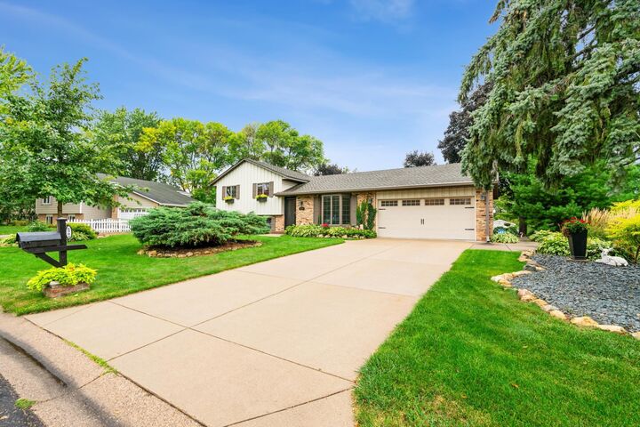 Property Photo:  6904 Innsdale Avenue S  MN 55016 