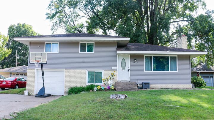 3113 65th Avenue N  Brooklyn Center MN 55429 photo