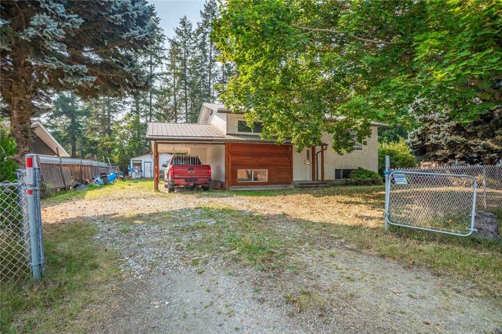 Photo de la propriété:  724 Arbutus Road  BC V0E 2G0 