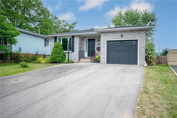 Property Photo:  66 High Acres Crescent  ON N2N 2S4 