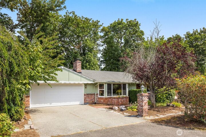 Property Photo:  18150  60th Place NE  WA 98028 