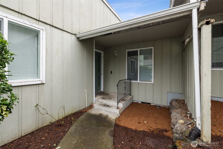 Property Photo: 8214 42nd Street Ct W WA 98466
