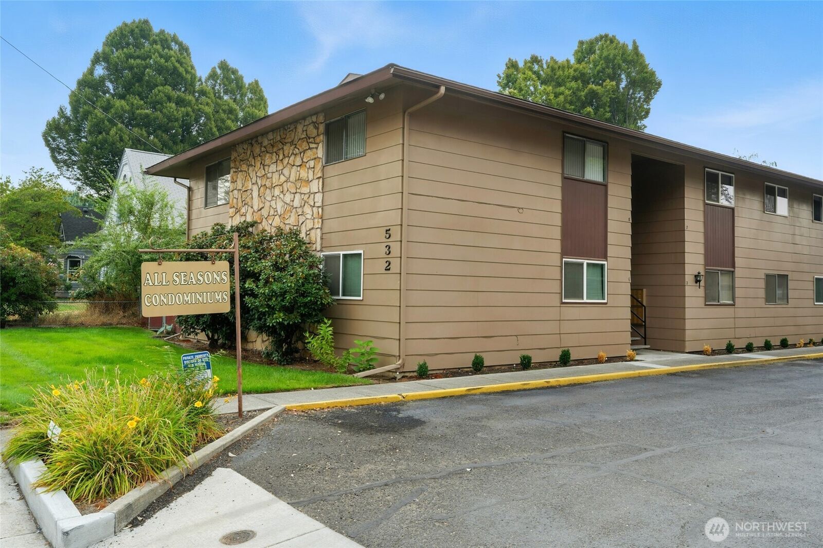 Property Photo:  532 E Alder Street 13  WA 99362 