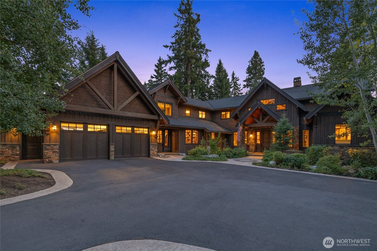 Property Photo: 530 Spragger Way WA 98922