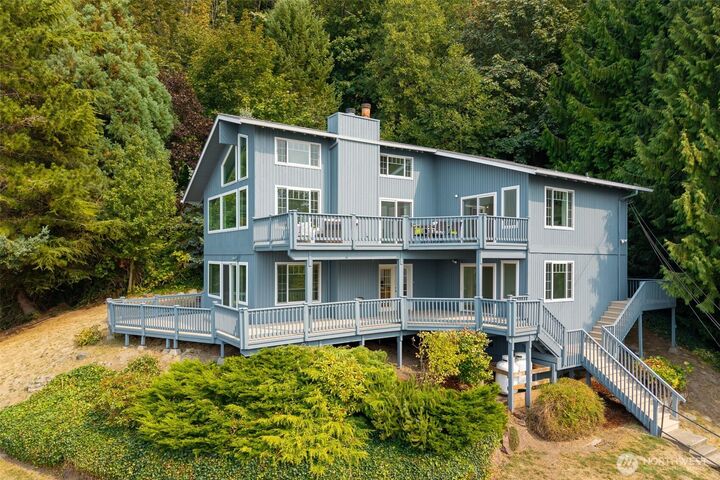Property Photo: 12227 Possession Lane WA 98026