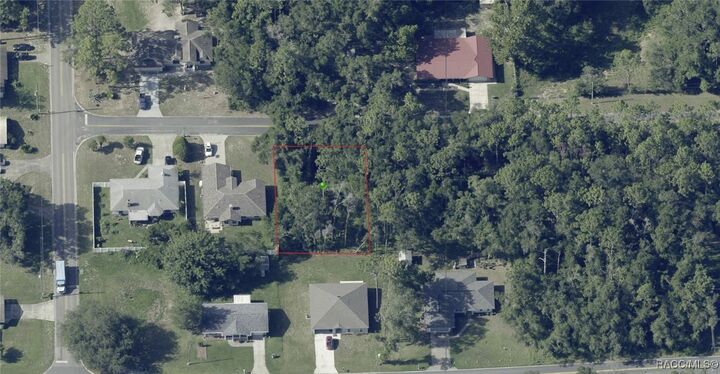 Property Photo: 318 Temple Street FL 34452