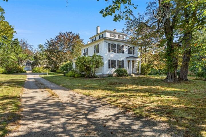Property Photo:  957 Saugatucket Road  RI 02879 