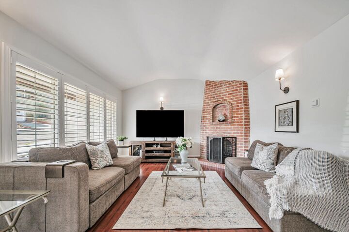 Property Photo:  324 Hazel Avenue  CA 94066 