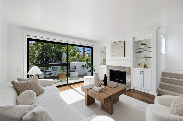 Property Photo:  617 Portofino Lane  CA 94404 