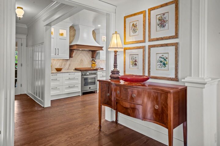Property Photo:  187 Sloat Ave  CA 93950 