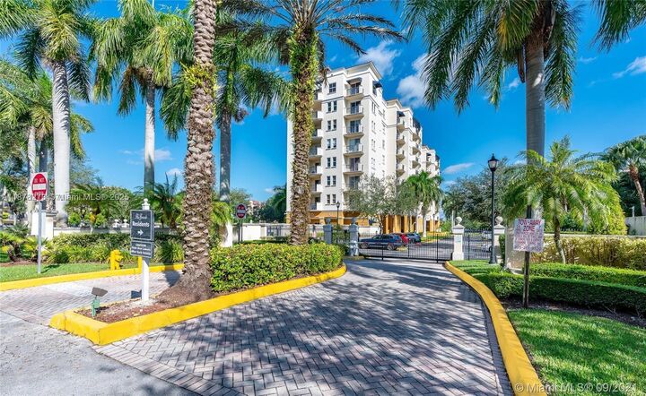 9021 SW 94th St Ph07  Miami FL 33176 photo