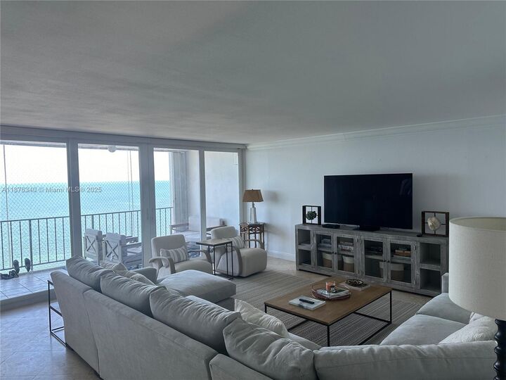 Property Photo: 881 Ocean Dr 19C FL 33149