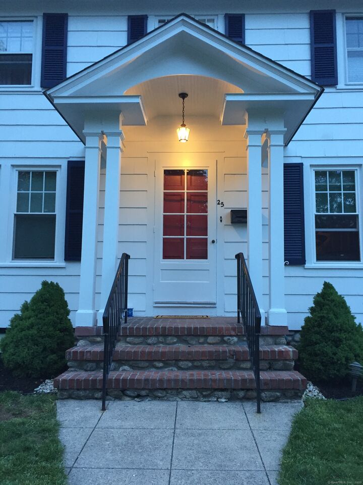 Property Photo:  25 Walnut Terrace  CT 06770 