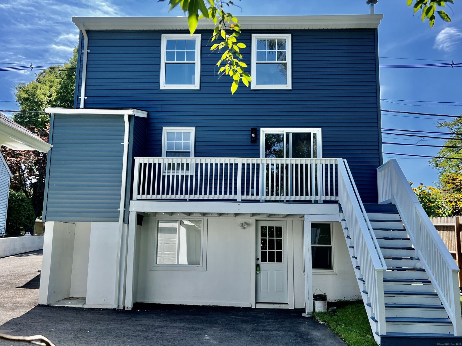 Property Photo:  46 Silvermine Avenue  CT 06850 