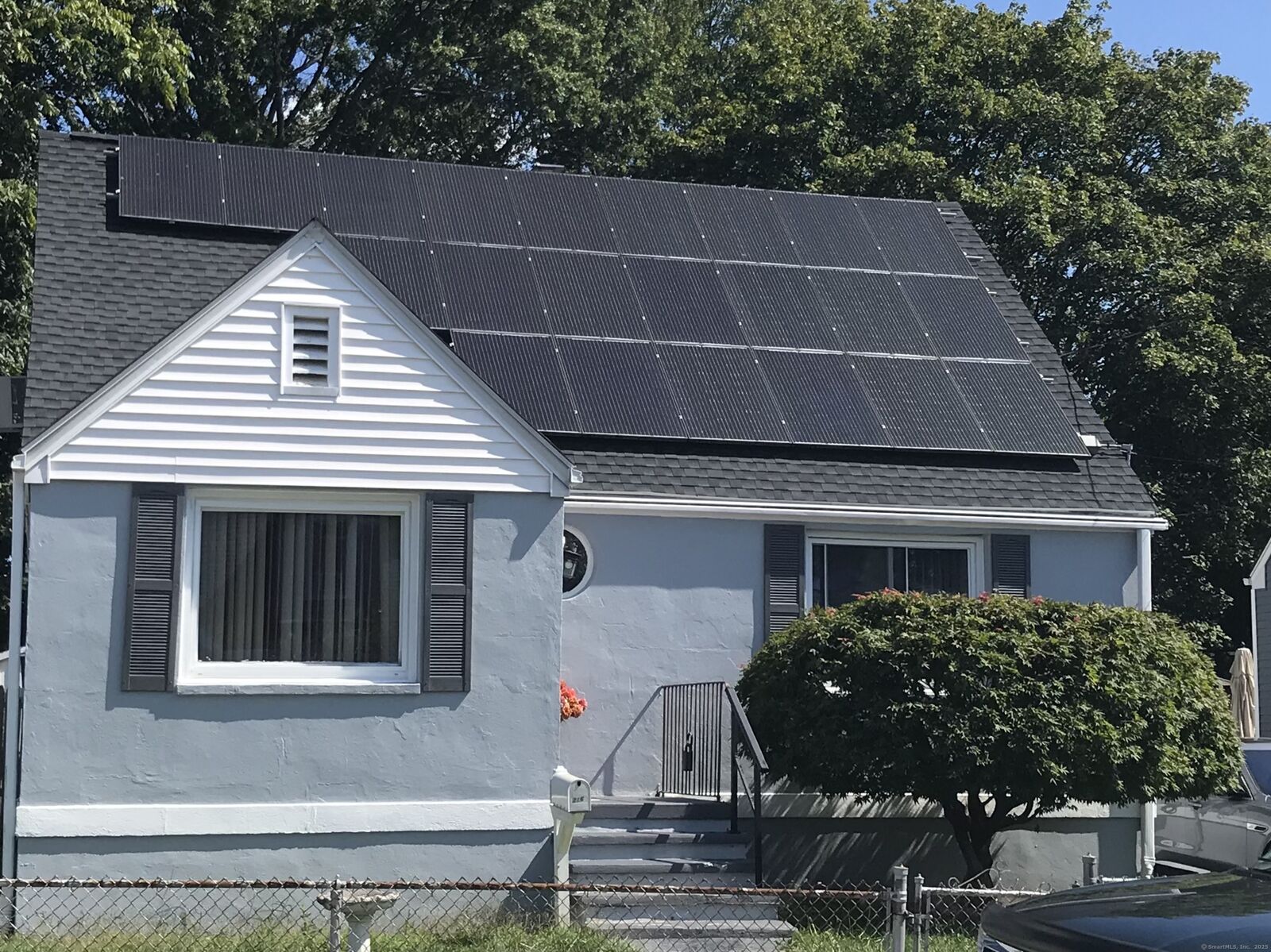 Property Photo: 216 Clover Street CT 06614