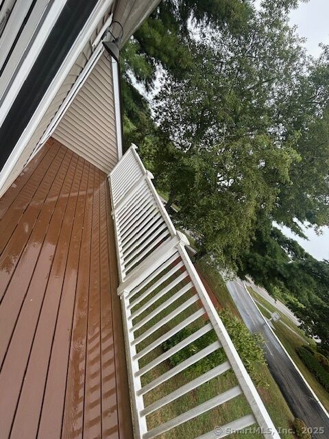 Property Photo:  37 Hewitt Road Apt B6  CT 06355 