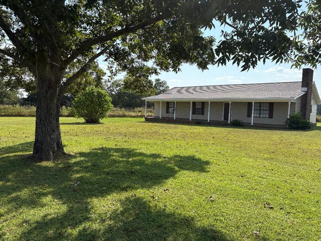 Property Photo:  112 Branton Rd  AL 36301 
